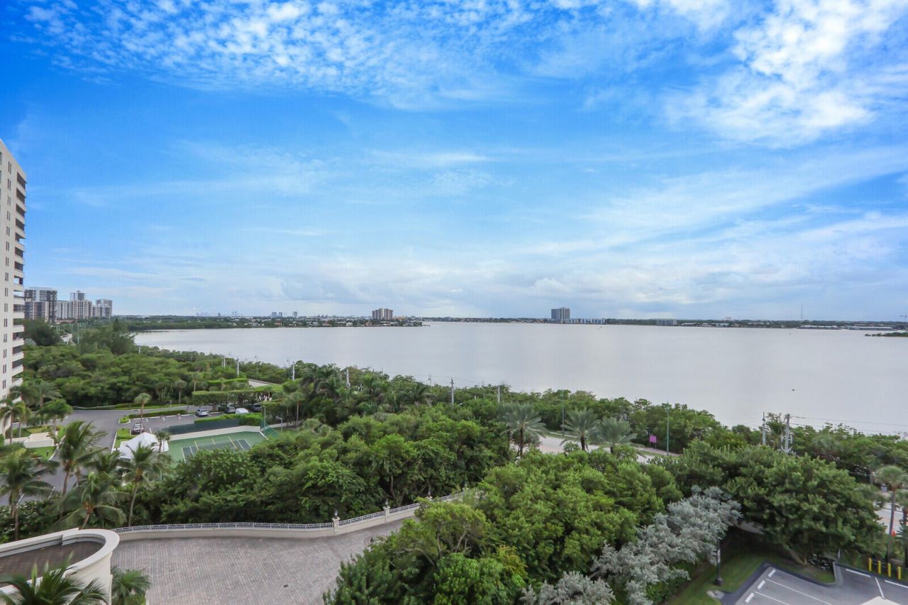 5380 N Ocean Drive, Unit 9a, Singer Island, FL 33404 Photo