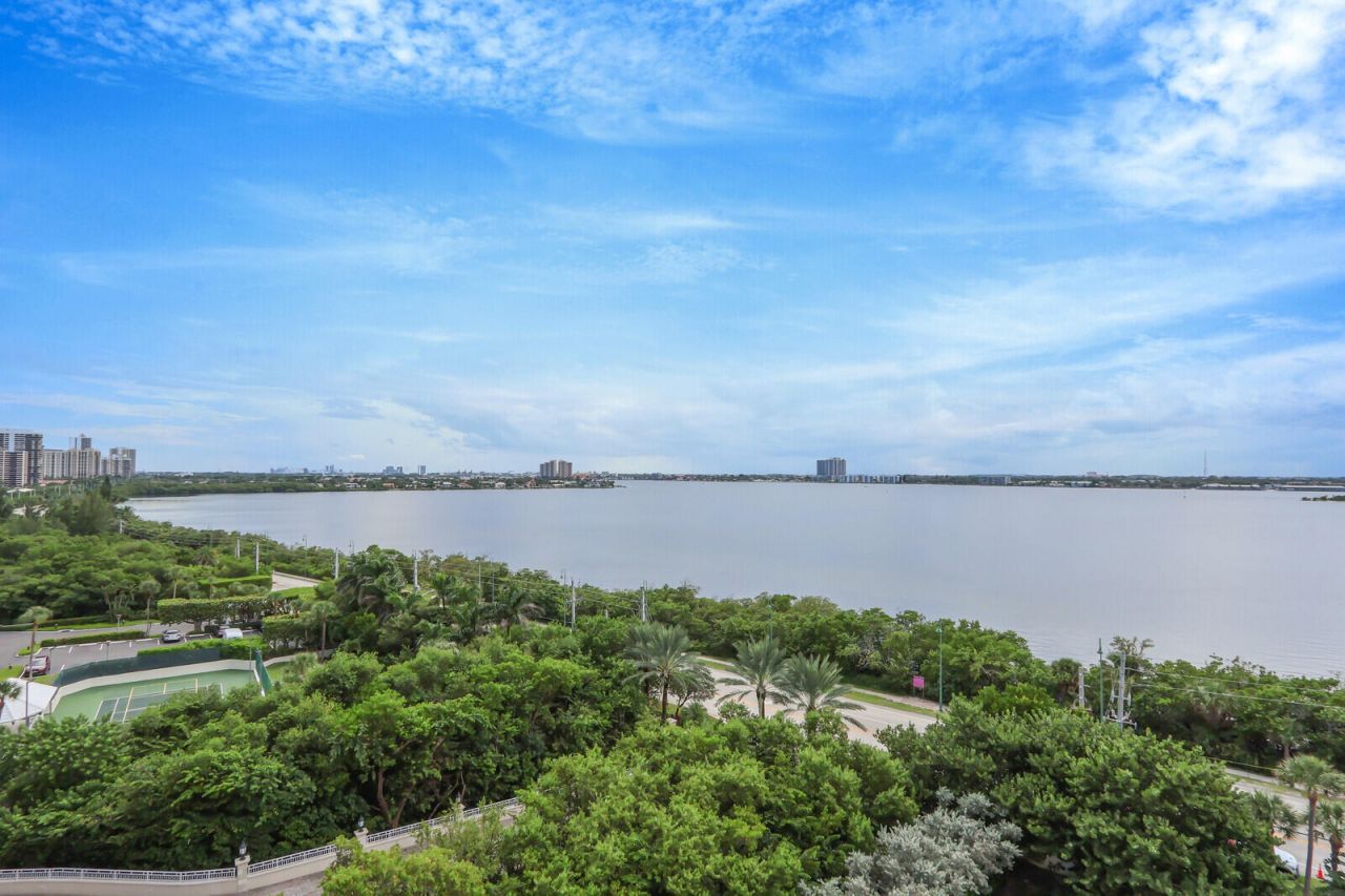 5380 N Ocean Drive, Unit 9a, Singer Island, FL 33404 Photo