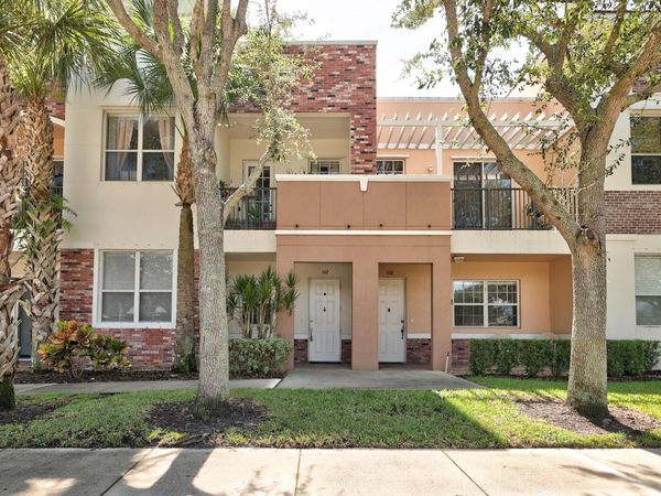 10560 SW Stephanie Way, Unit 1102, Port St. Lucie, FL 34987