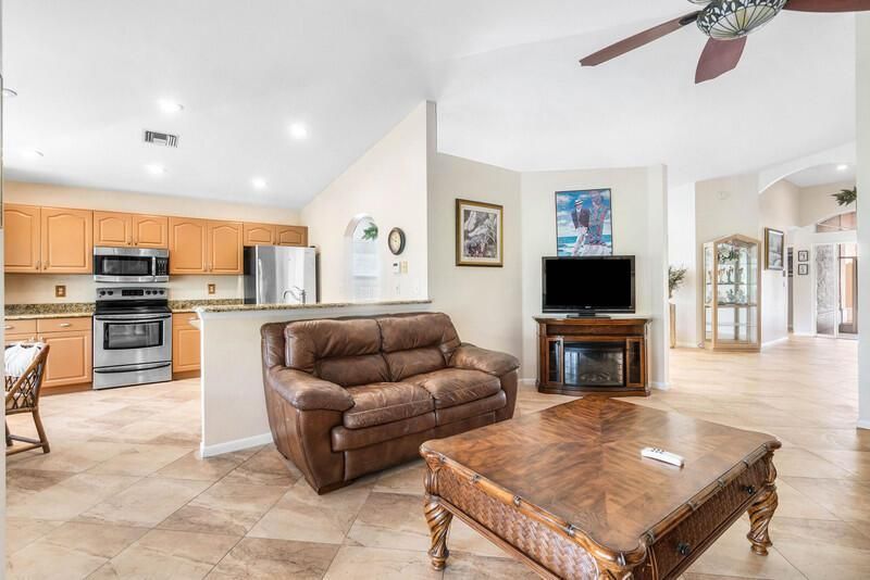 1710 N Lakefield North Court N, Wellington, FL 33414 Photo