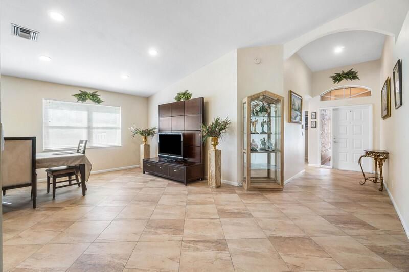 1710 N Lakefield North Court N, Wellington, FL 33414 Photo