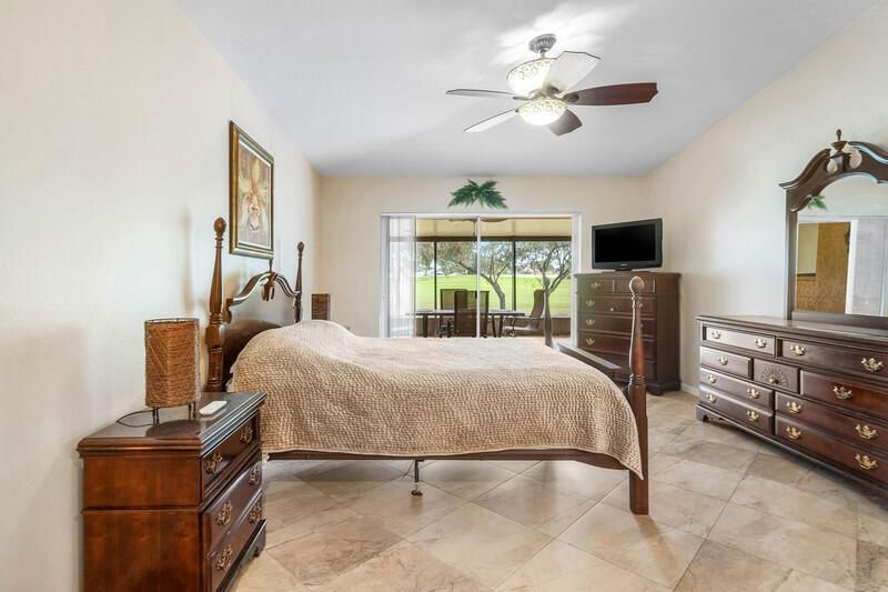 1710 N Lakefield North Court N, Wellington, FL 33414 Photo