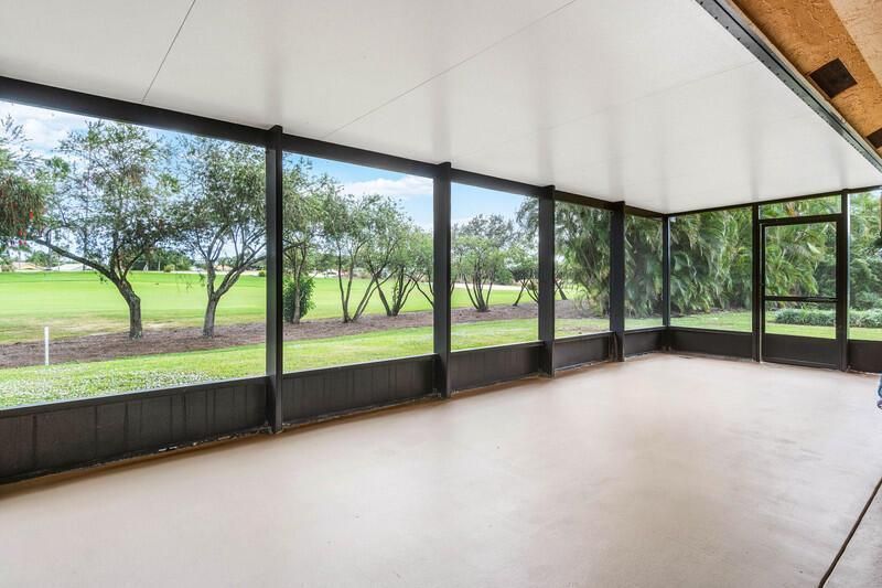 1710 N Lakefield North Court N, Wellington, FL 33414 Photo