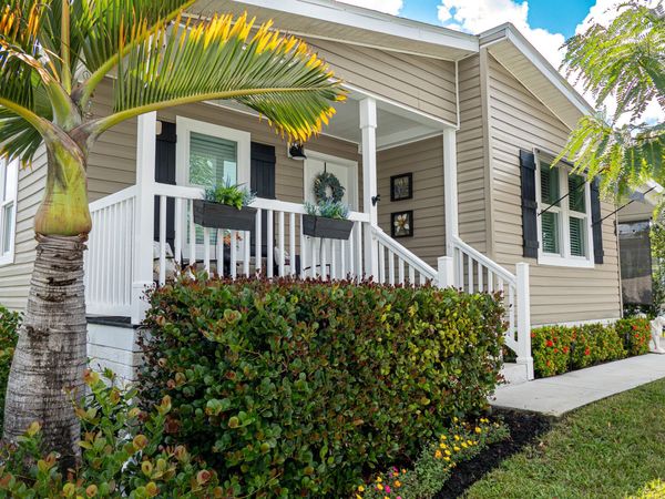 94 N North Warner Drive, Jensen Beach, FL 34957