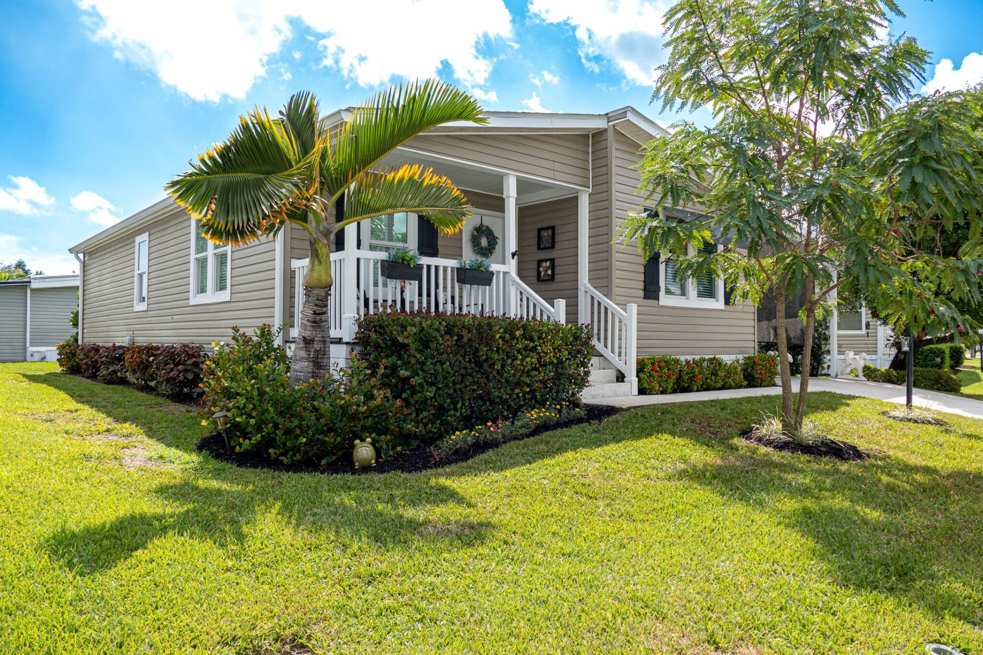 94 N North Warner Drive, Jensen Beach, FL 34957 Photo