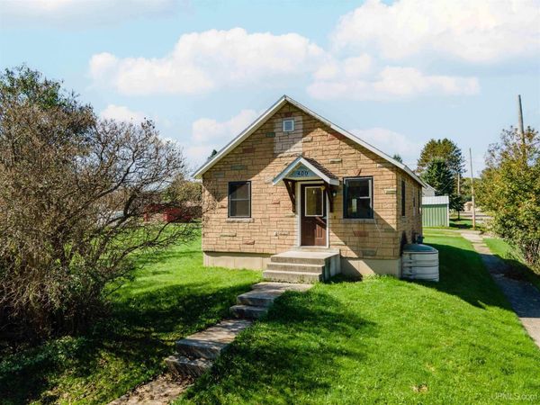 400 Brule Avenue, Caspian, MI 49915