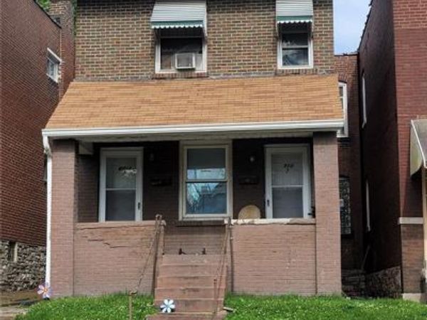 4718 S Compton Avenue, St Louis, MO 63111