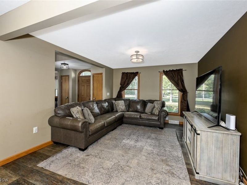 1315 Morning Star Drive, Rock Creek, OH 44084 Photo 7