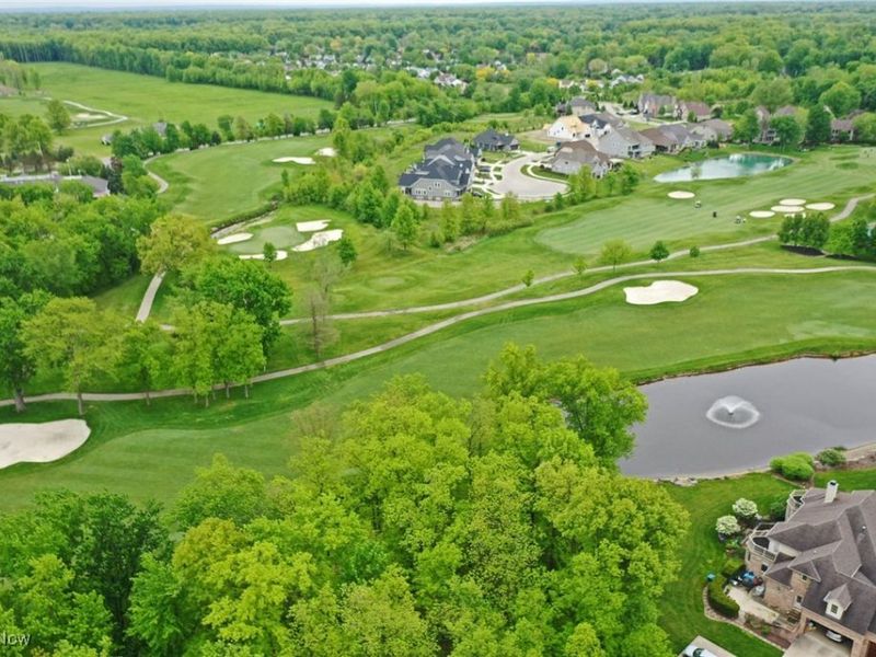 4381 Royal St. George, Avon, OH 44011 Photo 5