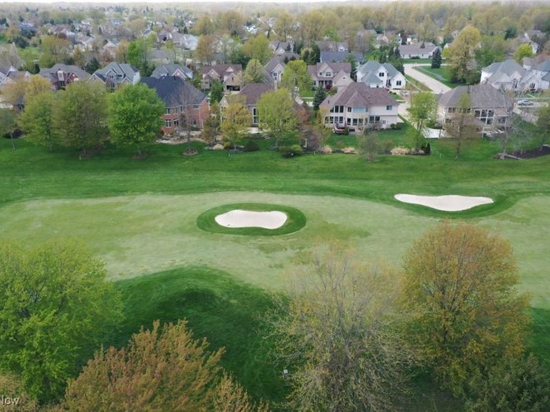 4381 Royal St. George, Avon, OH 44011 Photo 6