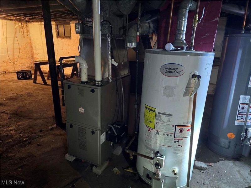 10626 Dupont Avenue, Cleveland, OH 44108 Photo 9