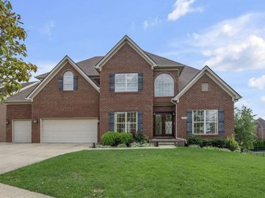 3888 Tatton Park, Lexington, KY 40515