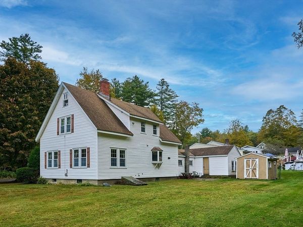 102 Elm St, Buckland, MA 01370