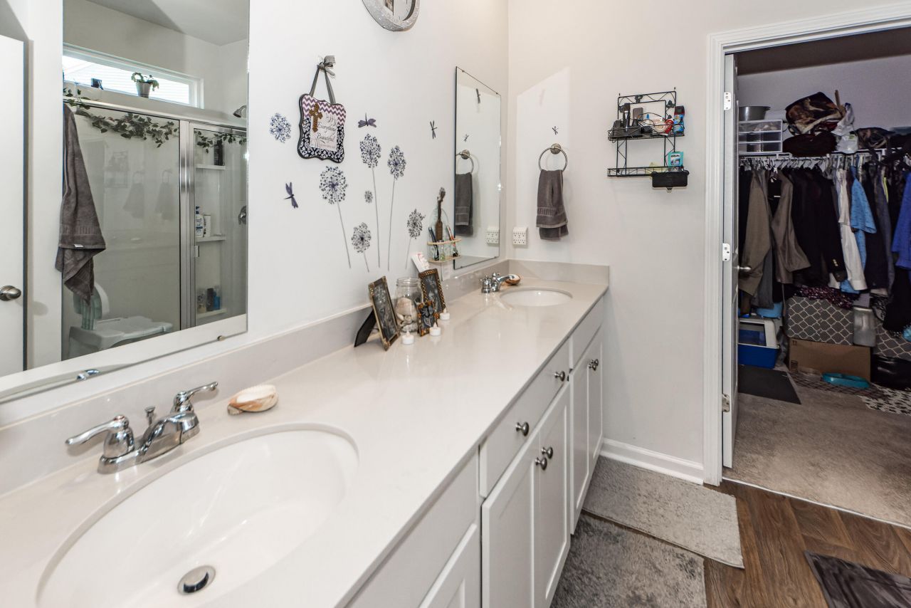 414 Blue Elderberry Run Photo 11