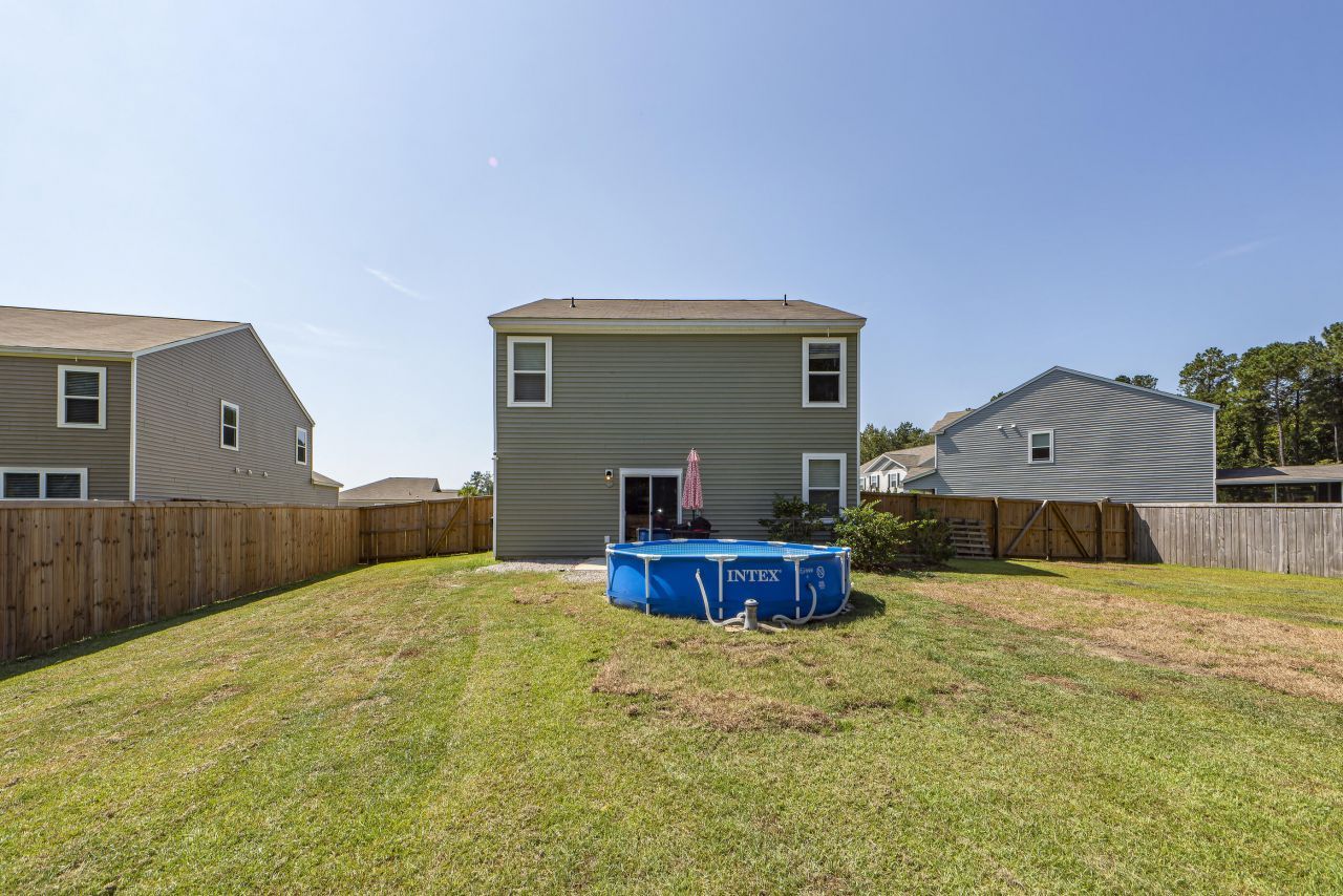 414 Blue Elderberry Run Photo 16