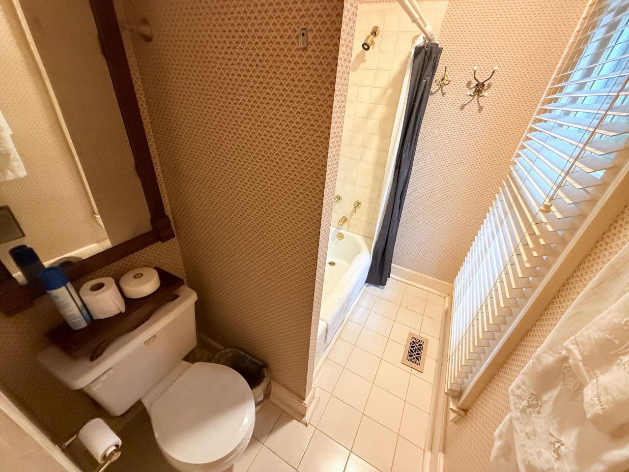 555 Old Whiskey Road Photo 12