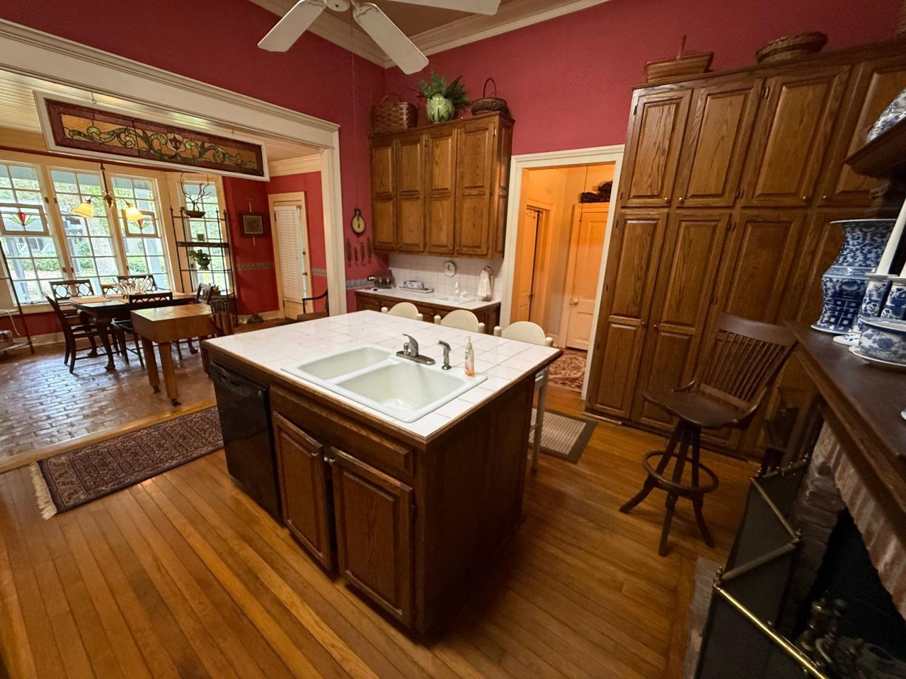 555 Old Whiskey Road Photo 6