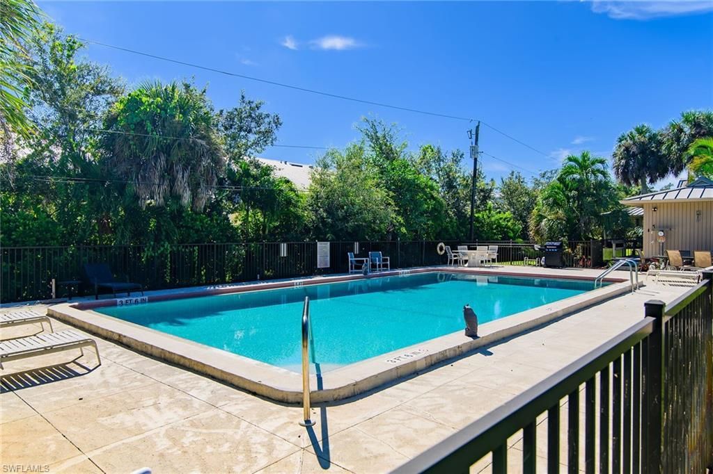 900 Henderson Creek Dr, Unit C115, Naples, FL 34114 Photo