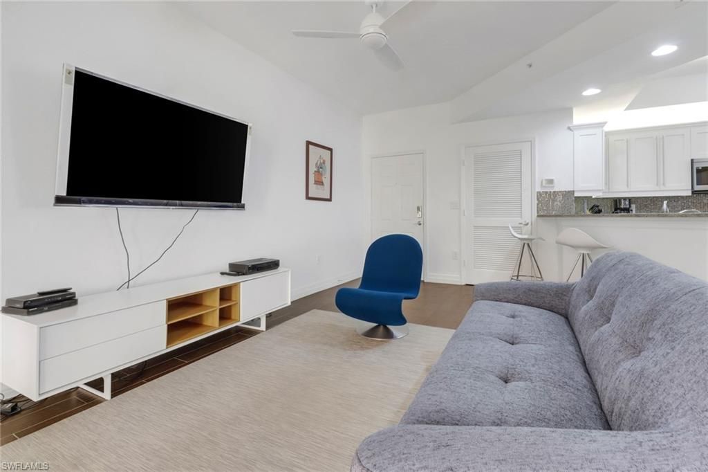 450 Bayfront Pl, Unit 4201, Naples, FL 34102 Photo