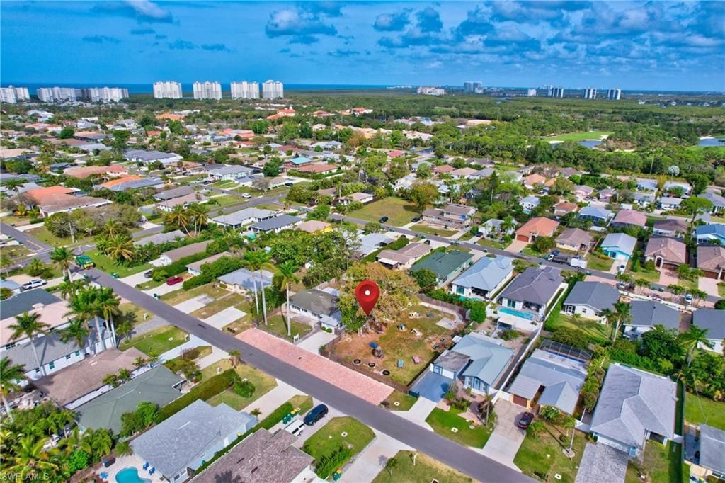 727 & 731 108th Ave N, Naples, FL 34108 Photo