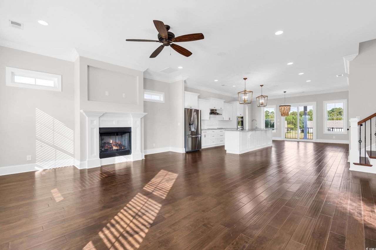 438 Saint Julian Ln. Photo 8