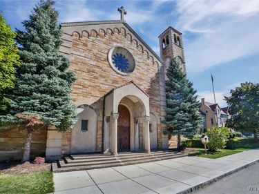 450 Abbott Road, Buffalo, NY 14220