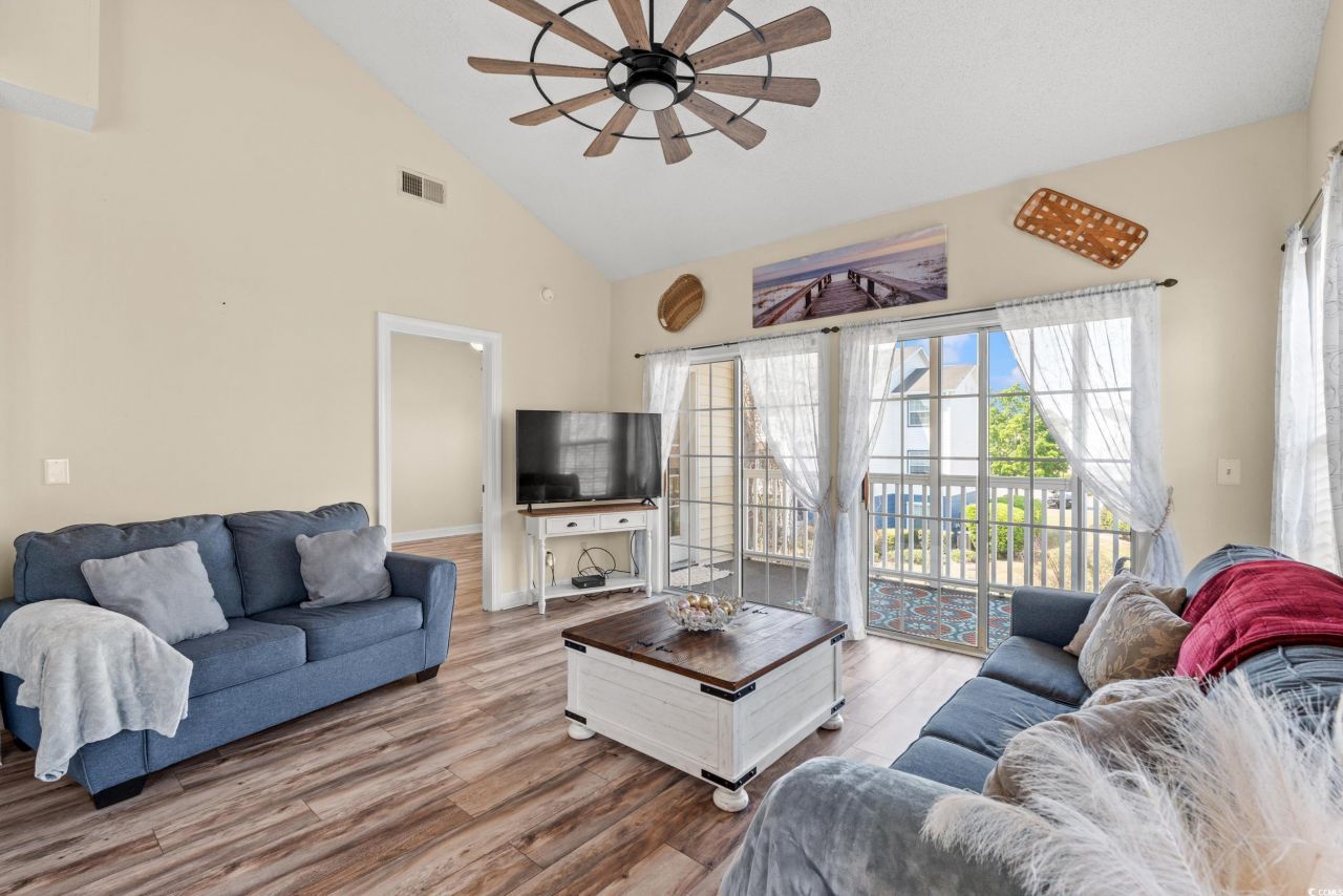 5022 Belleglen Ct. Photo 7