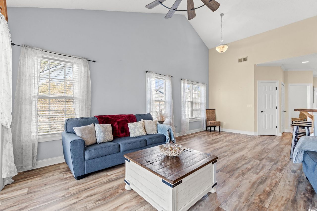 5022 Belleglen Ct. Photo 8