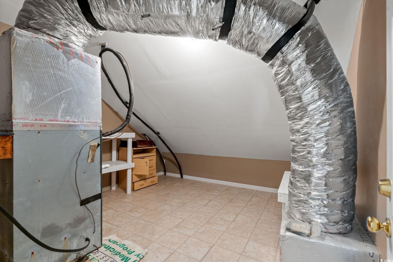 4378 Willoughby Ln. Photo 32