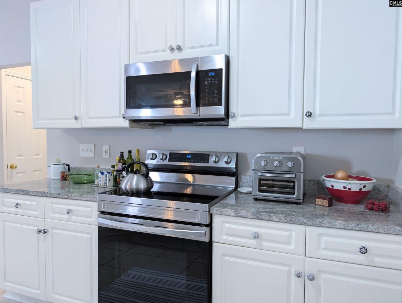 2 Back Bay Court Photo 12