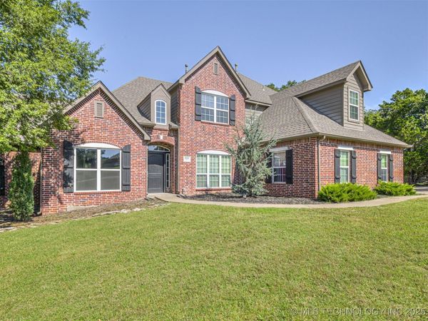 18509 E 100th Street N, Owasso, OK 74055