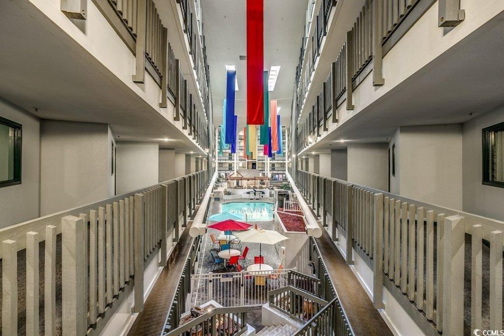 5905 S Kings Hwy. Photo 22