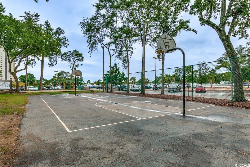 5905 S Kings Hwy. Photo 29