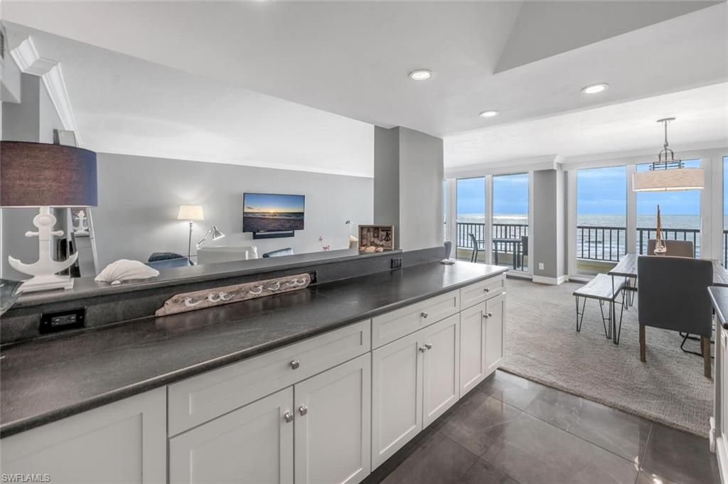 2381 Gulf Shore Blvd N, Unit 503, Naples, FL 34103 Photo