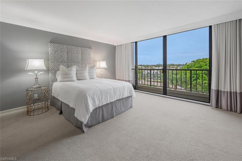 2381 Gulf Shore Blvd N, Unit 503, Naples, FL 34103 Photo