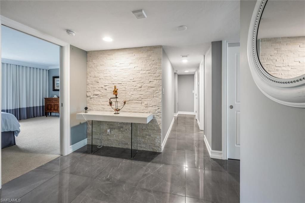 2381 Gulf Shore Blvd N, Unit 503, Naples, FL 34103 Photo