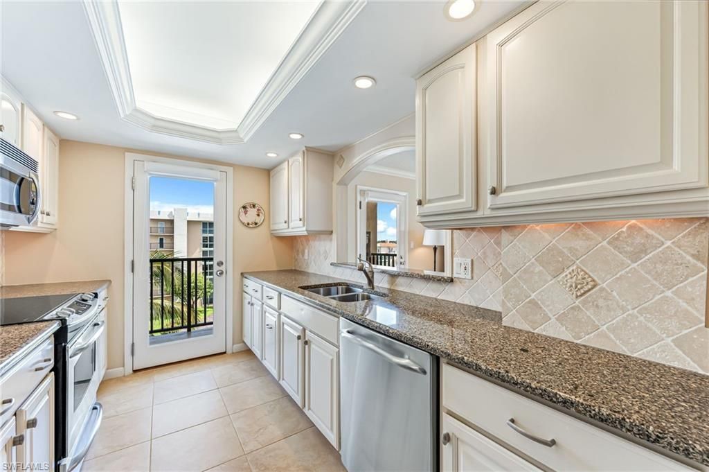 3500 Gulf Shore Blvd N, Unit 509, Naples, FL 34103 Photo