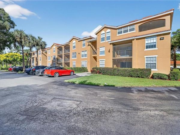 8735 River Homes LN, Unit 6306, BONITA SPRINGS, FL 34135