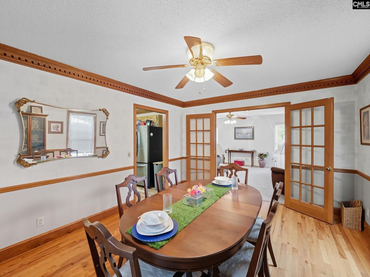 343 Pinewood Drive Photo 9