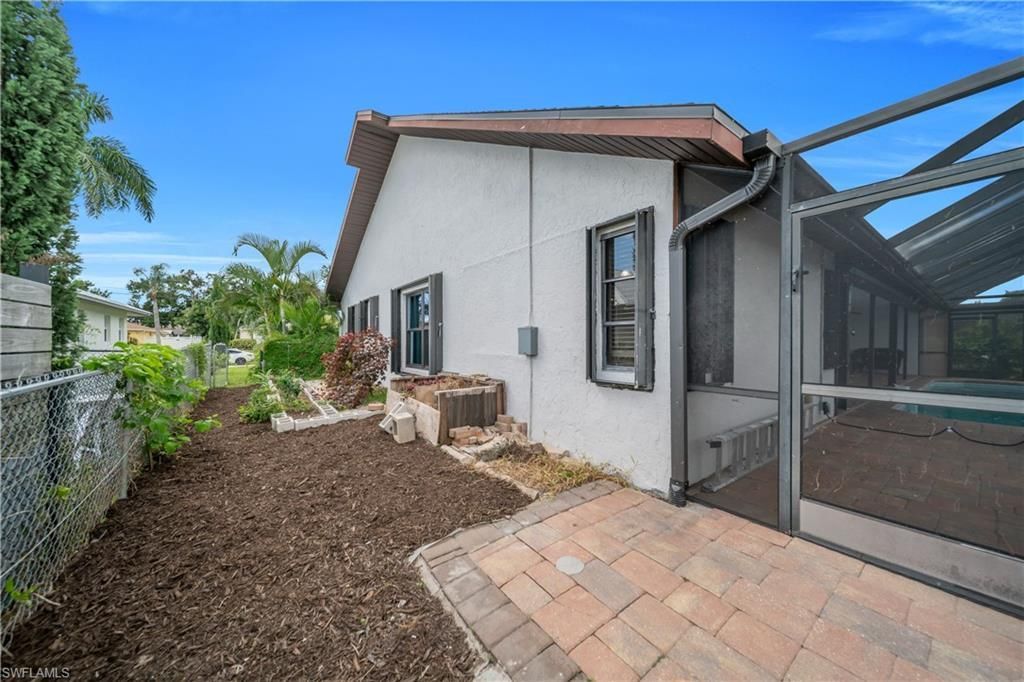 1321 SE 21st Ln, Cape Coral, FL 33990 Photo