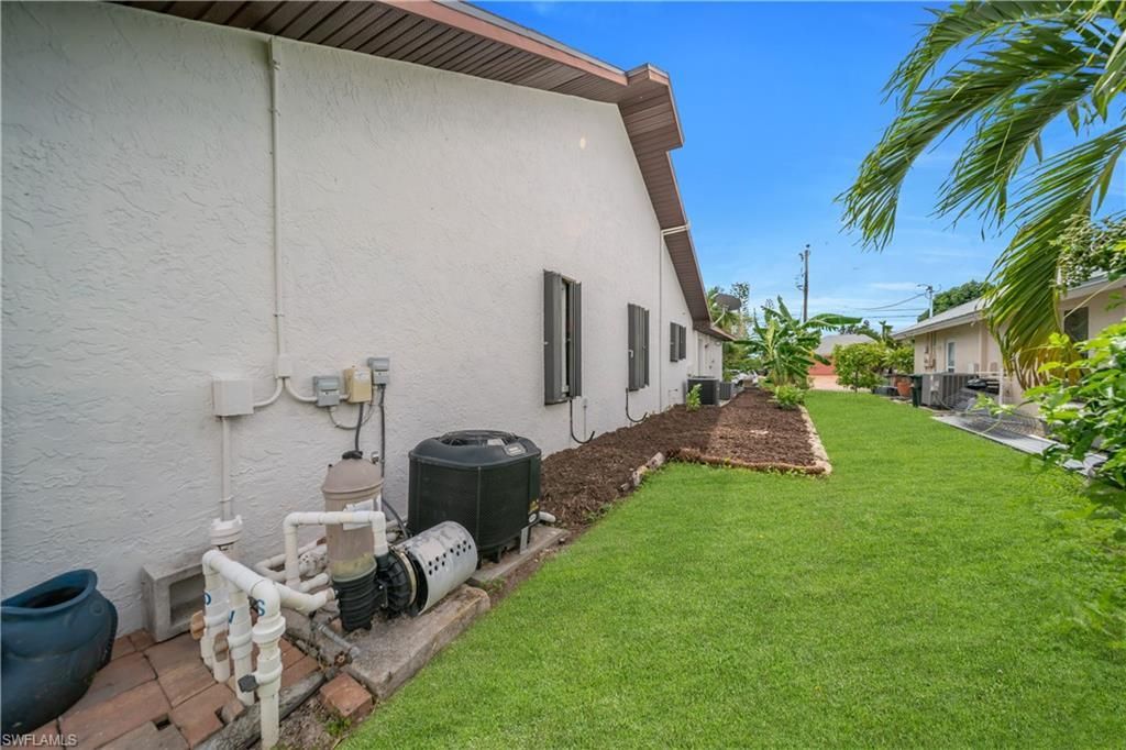 1321 SE 21st Ln, Cape Coral, FL 33990 Photo