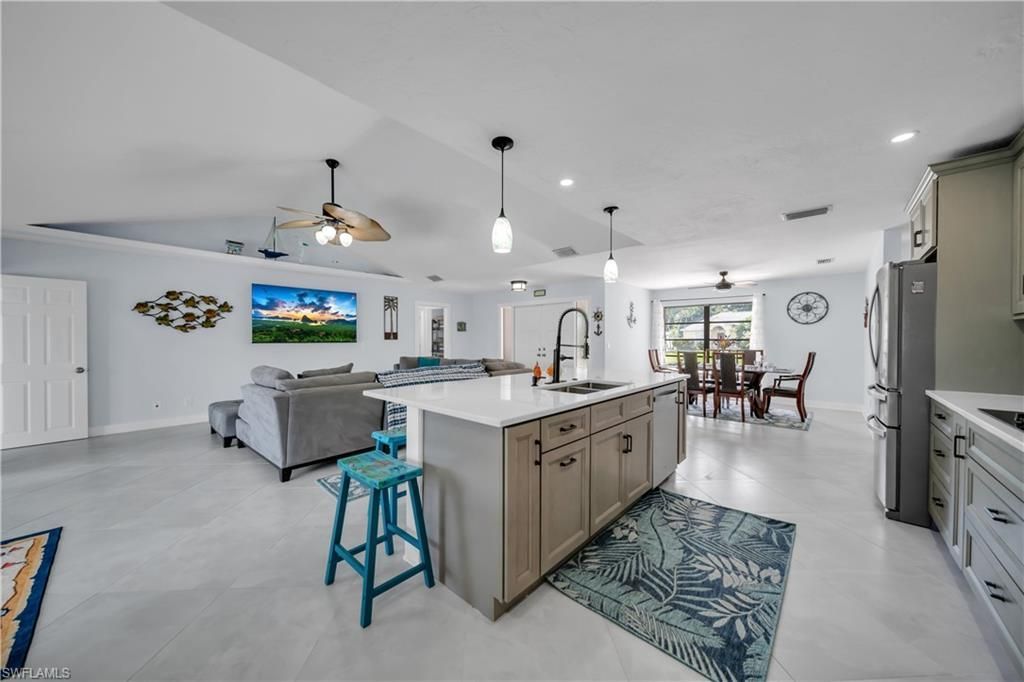 1321 SE 21st Ln, Cape Coral, FL 33990 Photo