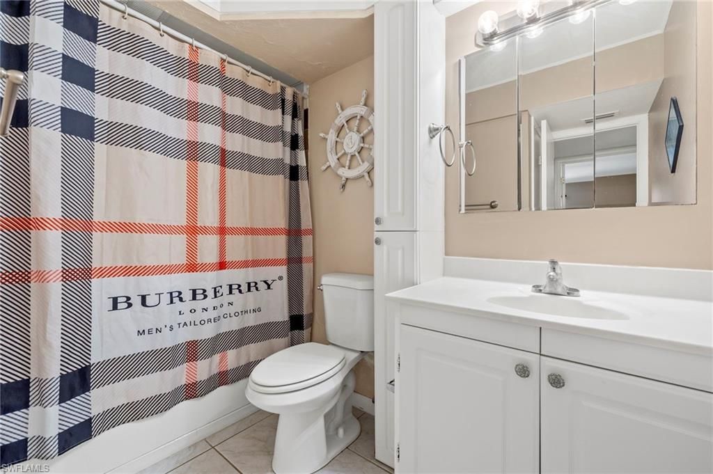 2366 E Mall Dr, Unit 213, Fort Myers, FL 33901 Photo