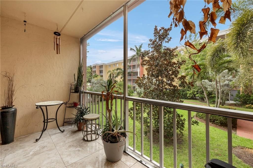 2366 E Mall Dr, Unit 213, Fort Myers, FL 33901 Photo