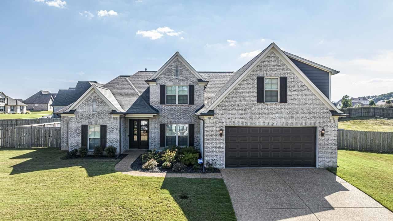 425 EUREKA TRL Atoka, TN 38004