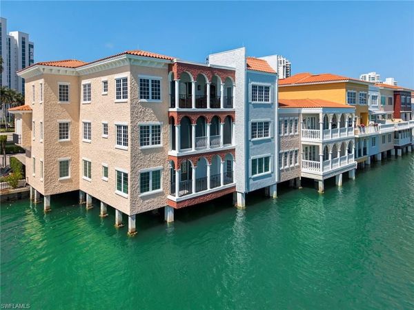 4000 Gulf Shore BLVD N, Unit 2000, NAPLES, FL 34103