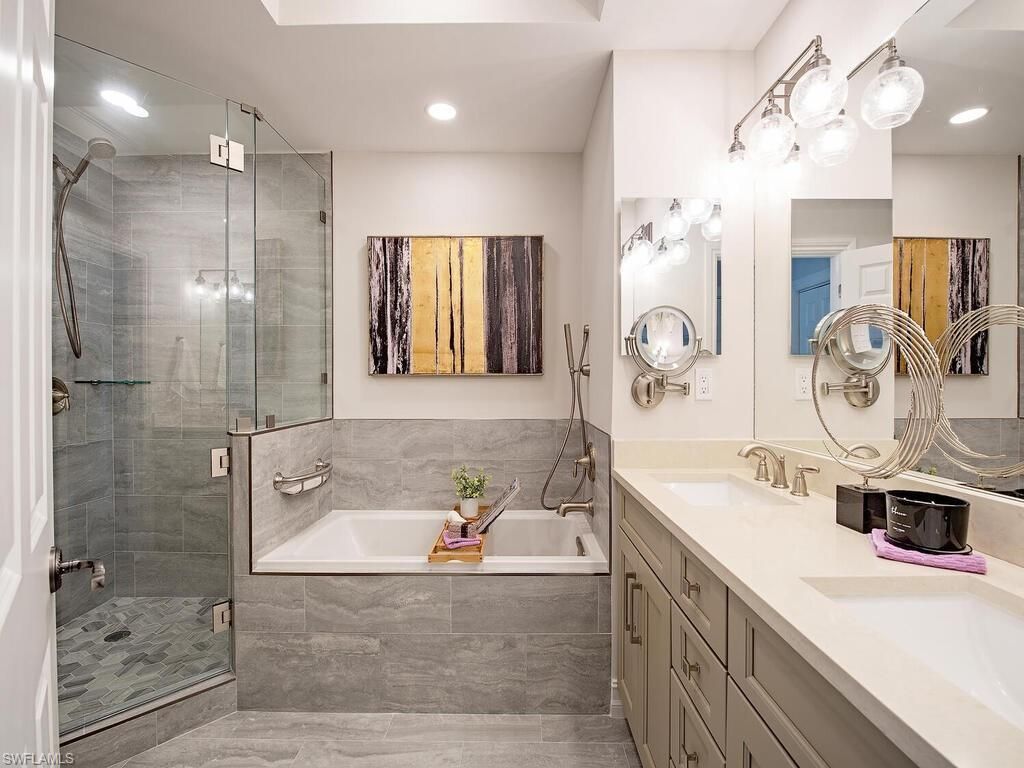 4000 Gulf Shore Blvd N, Unit 2000, Naples, FL 34103 Photo