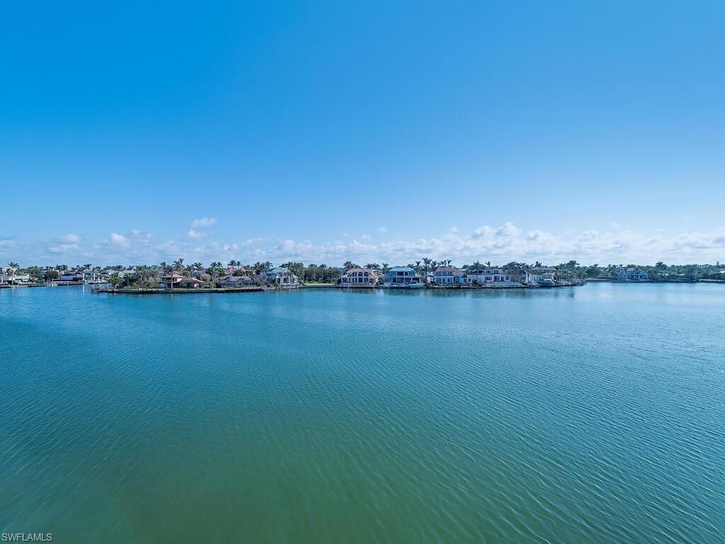 4000 Gulf Shore Blvd N, Unit 2000, Naples, FL 34103 Photo