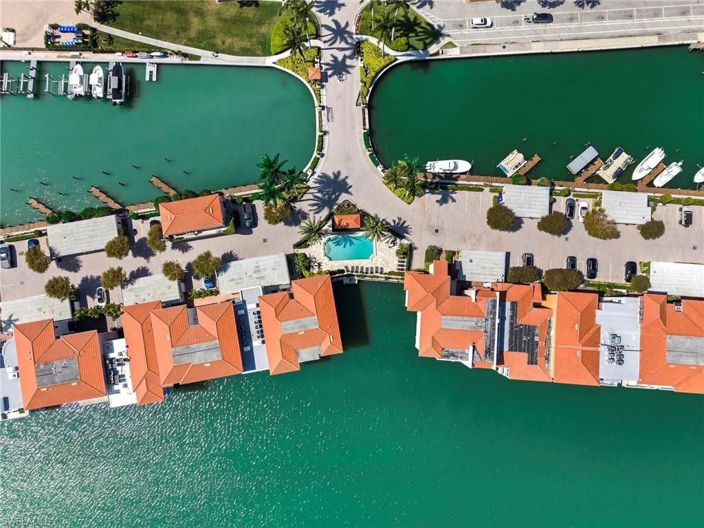 4000 Gulf Shore Blvd N, Unit 2000, Naples, FL 34103 Photo