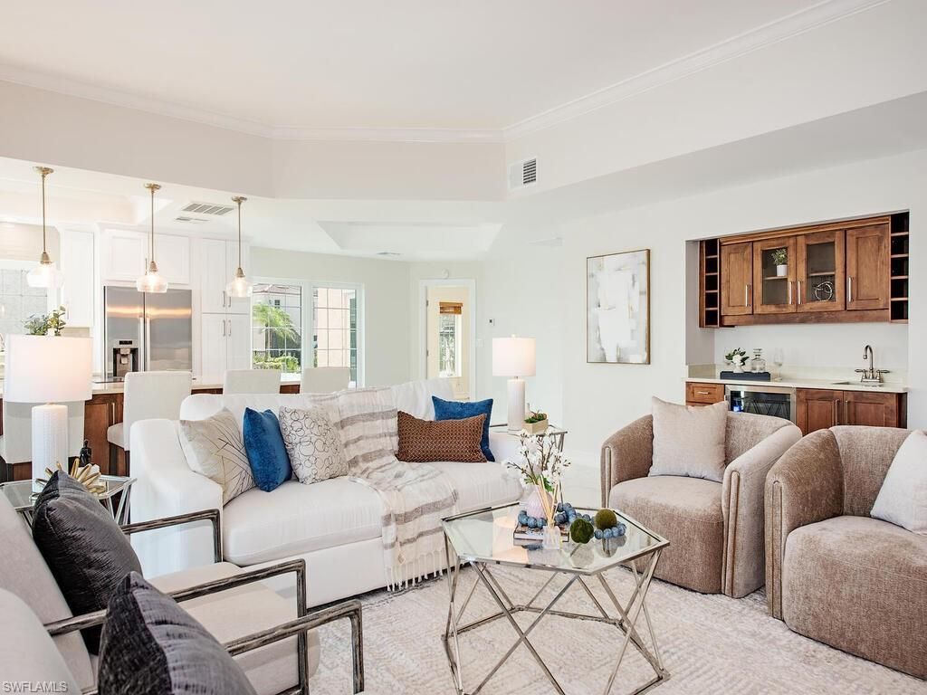 4000 Gulf Shore Blvd N, Unit 2000, Naples, FL 34103 Photo
